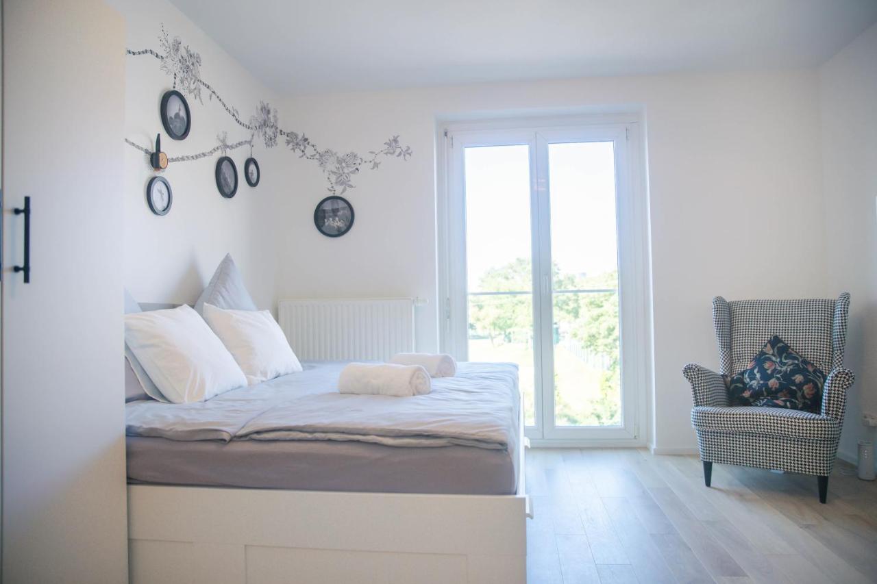 Room 4 Art Appartments Nr.1 In Vienna Center Bagian luar foto