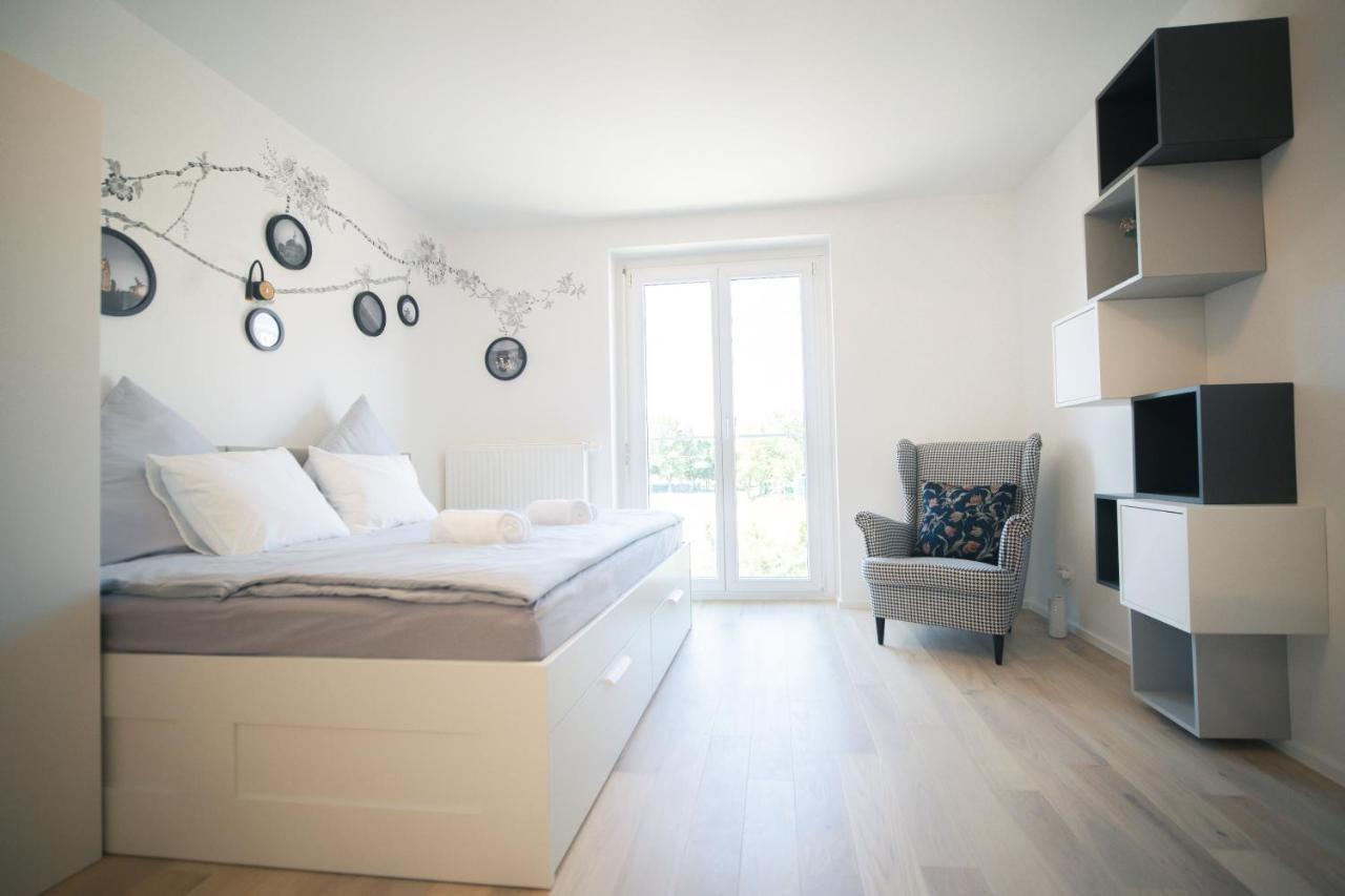 Room 4 Art Appartments Nr.1 In Vienna Center Bagian luar foto